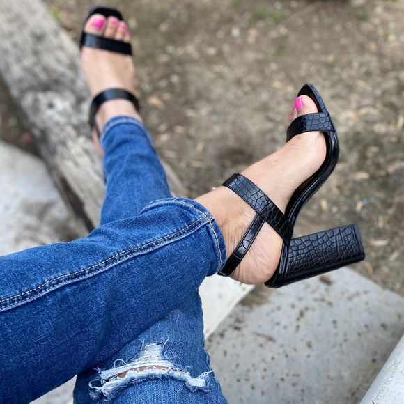 Black Croc Embossed Single Strap Chunky Heels - Picture 6 of 8